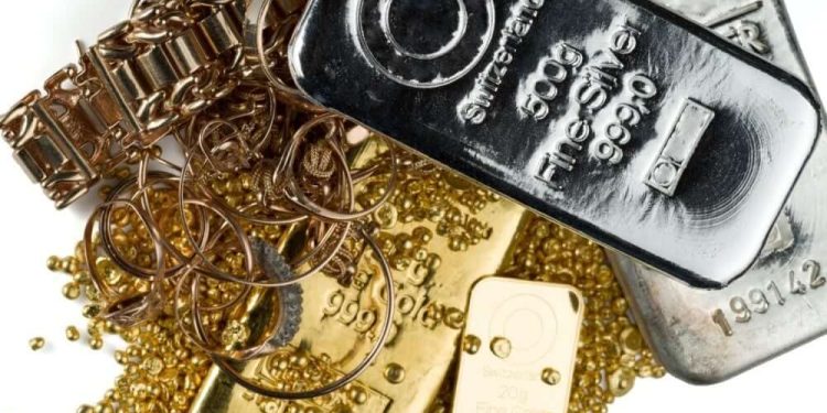 Gold and Silver: the price of gold retreated to the $1990