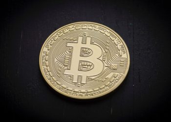 Bitcoin and Ethereum: Bitcoin climbed back above $35000