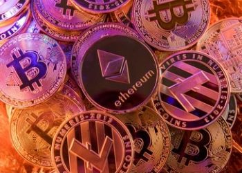 Crypto Expert’s Picks: 5 Cryptos To Buy, HODL, Or Sell Now