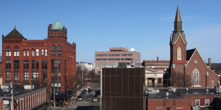 New Hampshire city gears up to quadruple its chipmaking for fighter jets