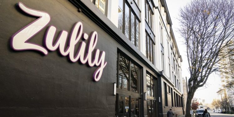 Online retailer Zulily is shutting down