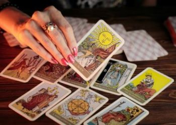 Nansen’s Crypto Crystal Ball: AI Integration And A Potential Plot Twist In 2024?