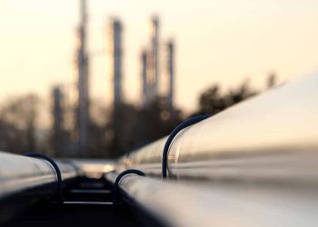 Navigating Choppy Waters in the Oil Market