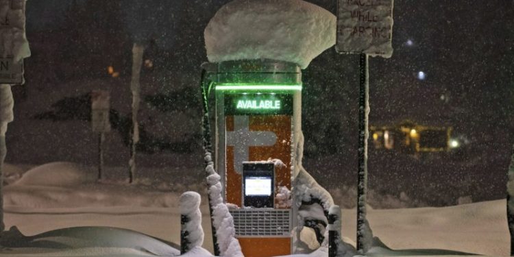 Electric vehicle owners face the cold truth as temperatures plummet