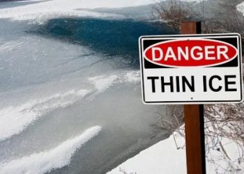 Bitcoin On Thin Ice: Peter Schiff Warns Impending SEC Regulations Could Tank Prices
