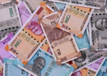 India Rupee Rate Faces Challenges Amidst Dollar Surge