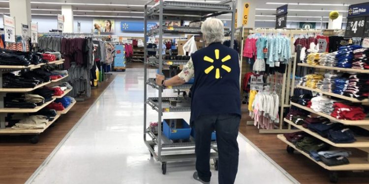 Walmart managers can now earn $400,000 a year, no college required, thanks to stock grants