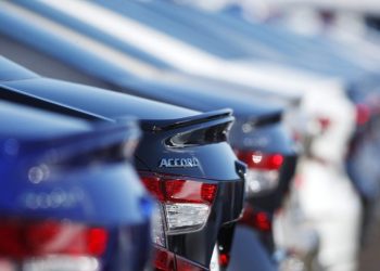 Honda recalls 750,000 U.S. vehicles over air bag defect