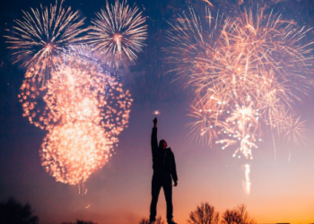 Bitcoin Hits $52,000-Plus, Explodes Over 21% For 2024 – Details