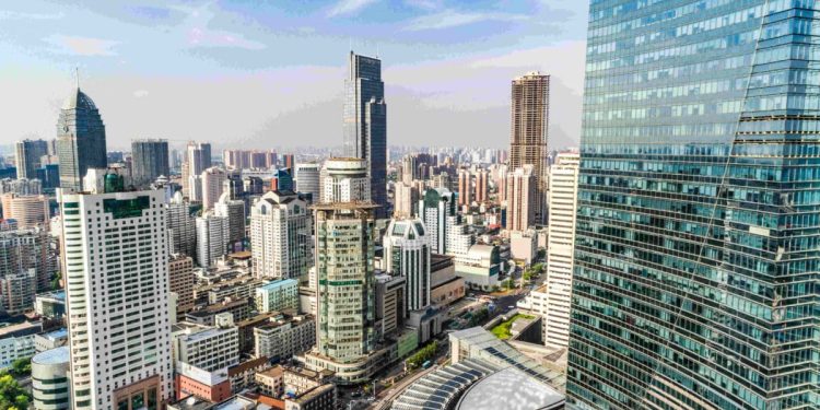 China’s Economy: $7T Loss and 5.2% GDP Growth Clash