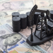 Brent Crude Drops to $83.35, WTI to $78.59 Amid Cuts