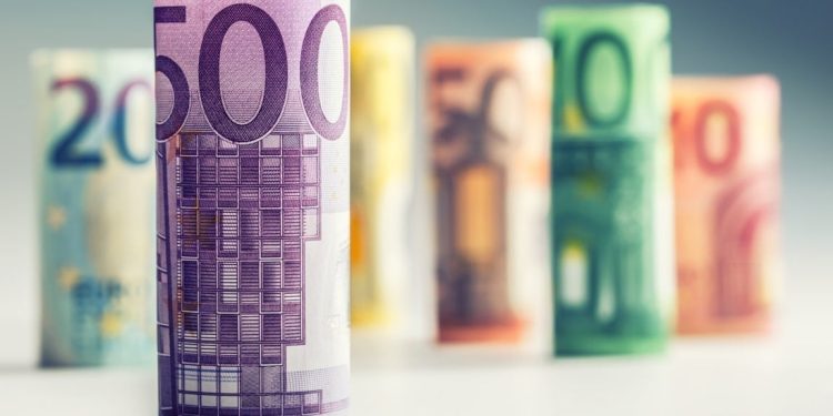 EURUSD at 1.08000 Level: The EU Session Stop and Resistance