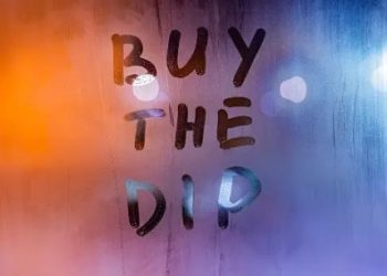 Hold Your Horses: ‘Buying The Crypto Dip Is Still Too Early’ Warns Top Analyst — Here’s Why