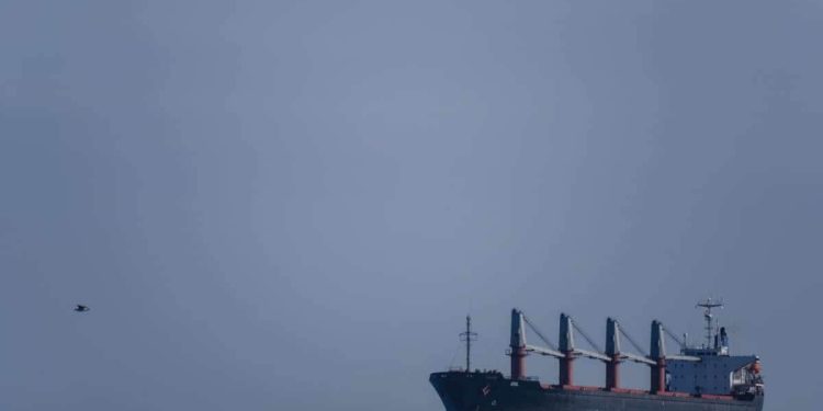 Oil and natural gas: Oil retreating below the $81.00 level