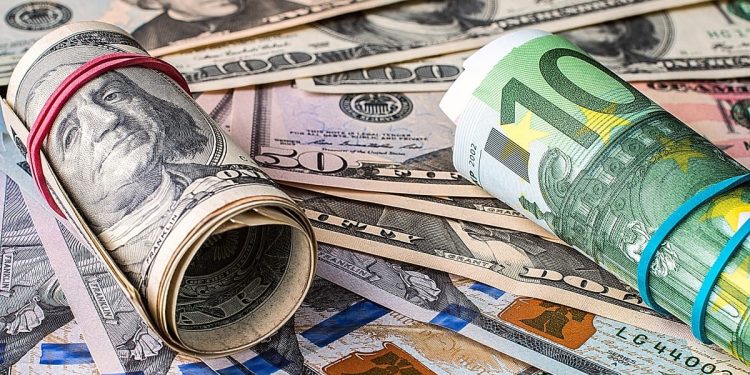 USD/CHF Edges Up Amid 3.2% US CPI Surge