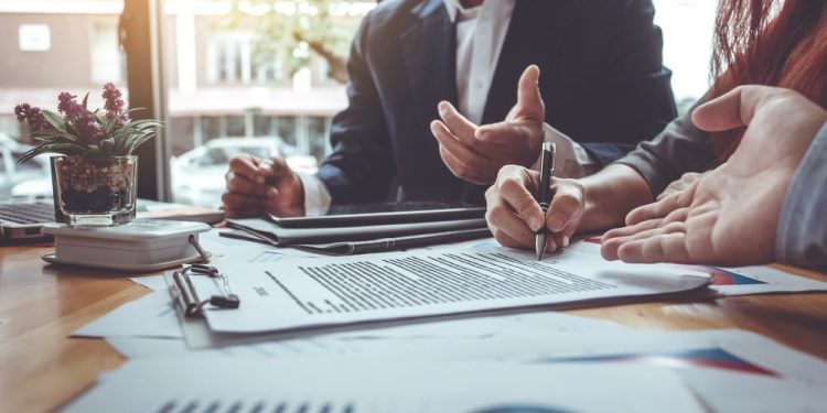 AERO’s 437% Surge: Decoding Crypto Market Impact