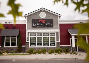 Red Lobster closing at least 99 locations as its future comes into question