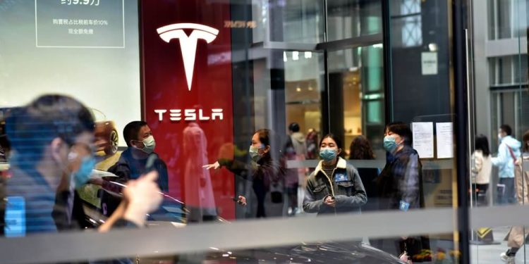 Fire at Tesla Fremont Plant: No Injuries