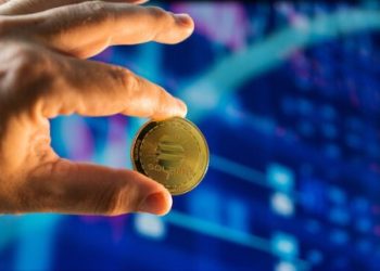 Bearish Wave Hits Solana: SOL Drops Below $140 – More Losses On The Horizon?