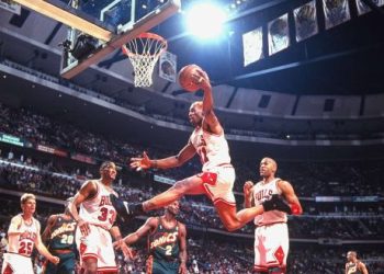 Don’t Fret The DOGE Dip: Analyst Predicts Big Rebound To $2