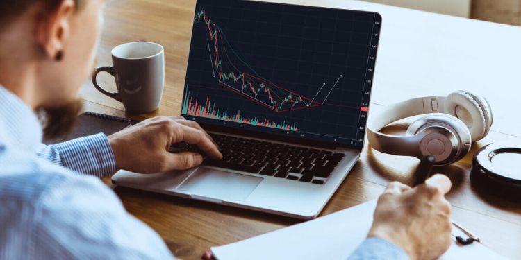 Evolution of Forex Trading: Ancient Times to Digital Age