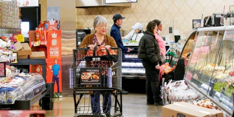 U.S. economy grew at a 2.8% pace in the second quarter, much faster than expected