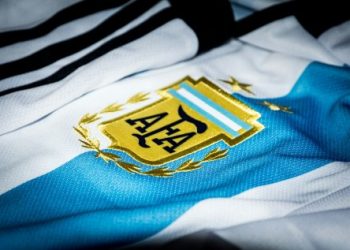 Drake Loses Bitcoin Bet Following Canada’s Copa America Exit, ARG Fan Token Soars 40%