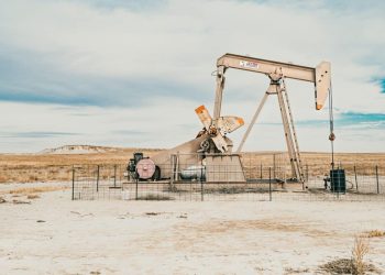 Oil and natural gas: pressure on oil rises on Monday