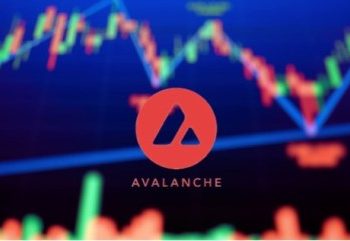 Avalanche (AVAX) Consolidation Continues As Funding Rate Signals Possible Market Shift