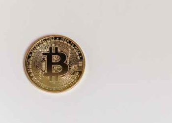 Bitcoin Exchange Outflows Soar To Yearly High – Could This Fuel A Return To $70,000?