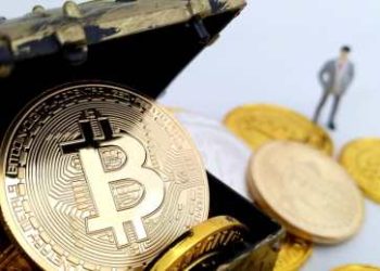 Bitcoin Wallet Dormant For A Decade Reawakens Amid Push To $64,000