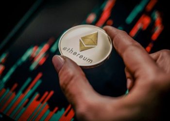 Ethereum Price In Danger? Metalpha Withdraws 10,000 ETH From Lido To Binance