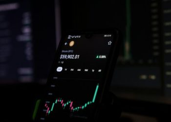 Bitcoin On-Chain Health Remains ‘Net Positive’: ARK Invest Report