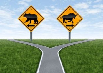 Bitcoin At A Crossroads: Bullish Momentum Meets Selling Pressure – Details