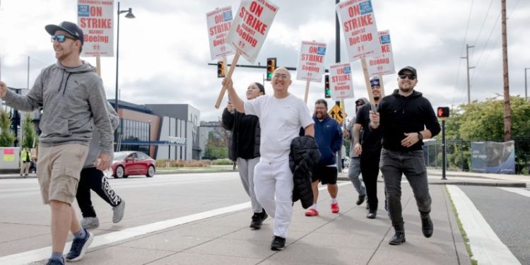 Boeing factory strike crosses 1-month mark as pressure mounts on new CEO