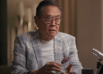Robert Kiyosaki Warns Of A Bitcoin Crash To $5,000: Here’s Why