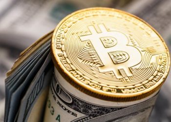 Bitcoin Realized Price Moves Further Away From Market Value – Bearish Signal Or Not?