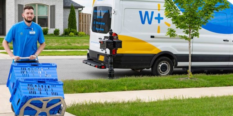 Consumer protection board sues Walmart and fintech firm over gig-worker driver pay access