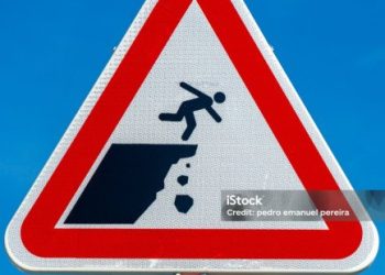 AAVE Faces Major Price Drop As TD Sequential Signals Sell – Details