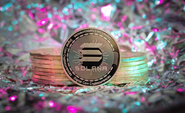 Solana Price To Drop To Double Digits? Major Levels To Watch For Entries