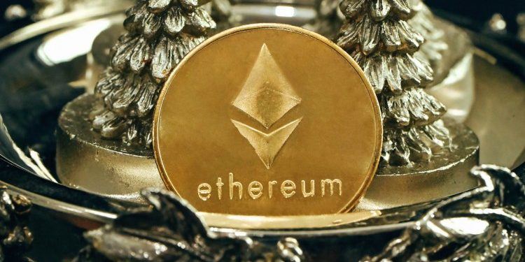 Is Ethereum Breaking Free from the Bear Trap? Analysts Weigh In