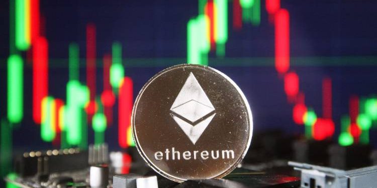 Ethereum (ETH) Consolidates Within Tight Range As Key Support Level Forms – Details