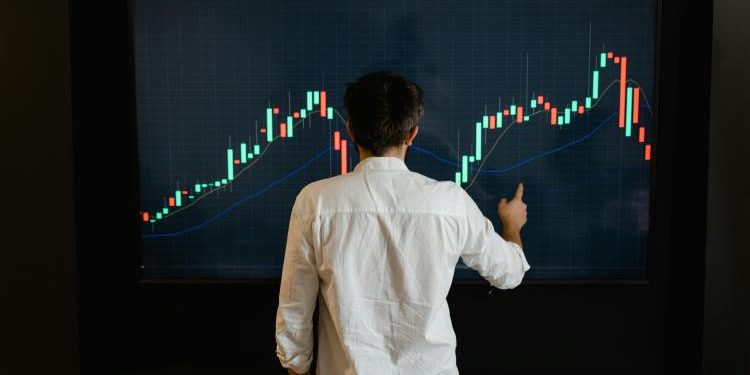 XRP Upswing Not Far Off As Open Interest Sways–Details