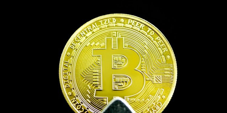 Bitcoin Surpasses Realized Price Of Recent Buyers — Rally Incoming Or Double Top?