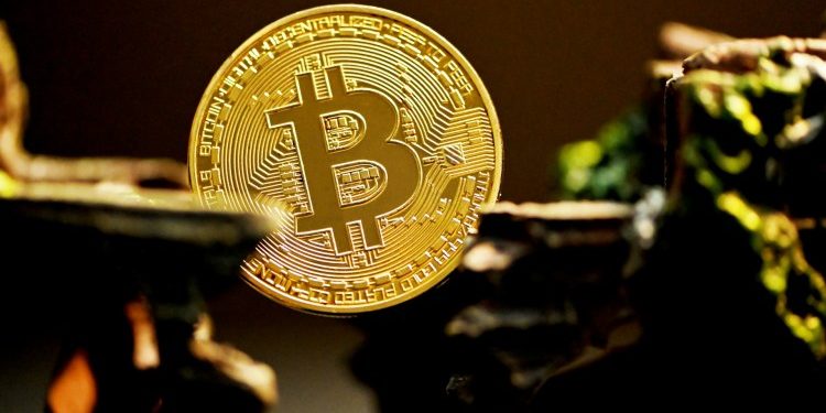 Bitcoin Price Holds Steady, But Futures Sentiment Signals Caution – Details