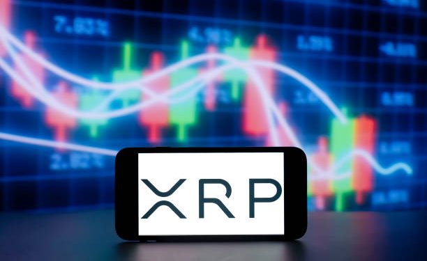 Major XRP Accumulation Alert: Wallets Holding Over 10,000 Coins Cross 300,000