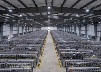 Bitcoin Mining Giant Abandons Full-Hold Strategy, Unloads $40M In Crypto