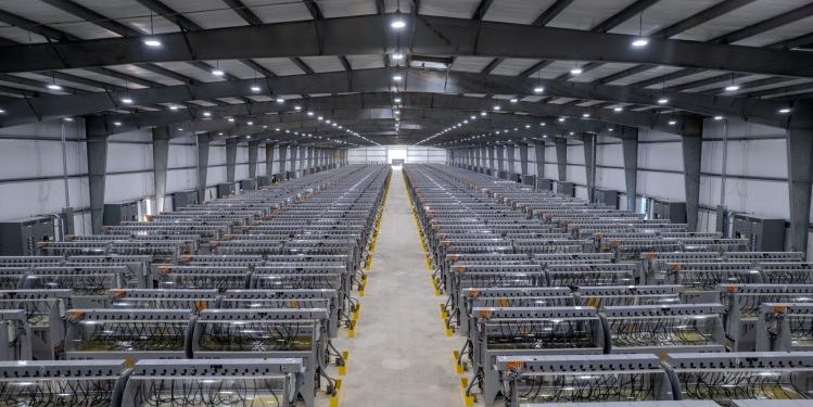 Bitcoin Mining Giant Abandons Full-Hold Strategy, Unloads $40M In Crypto