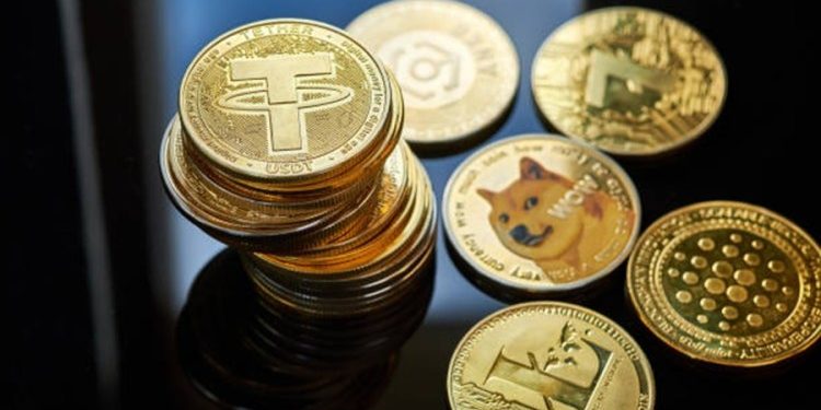 Cup-And-Handle Pattern Signals Altseason Ready For Launch – Analyst