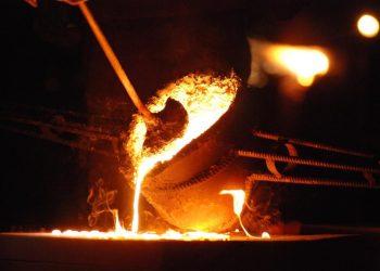 Is Bitcoin Headed For A Meltdown? Veteran Trader Sees 75% Crash Ahead